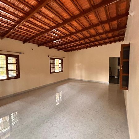 Max Farms Villa Shimoga Buitenkant foto